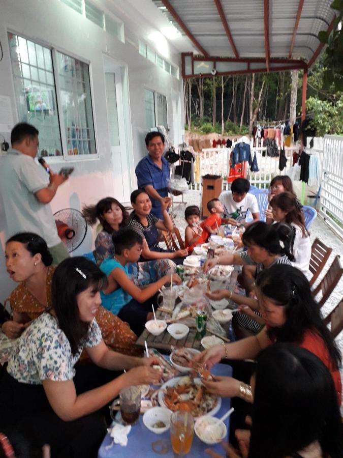 Hotel Nhà Nghỉ NgọC PhuọNg Hon Son Lai Son Exterior foto