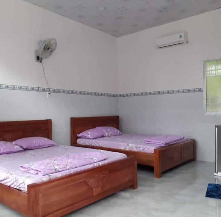 Hotel Nhà Nghỉ NgọC PhuọNg Hon Son Lai Son Exterior foto